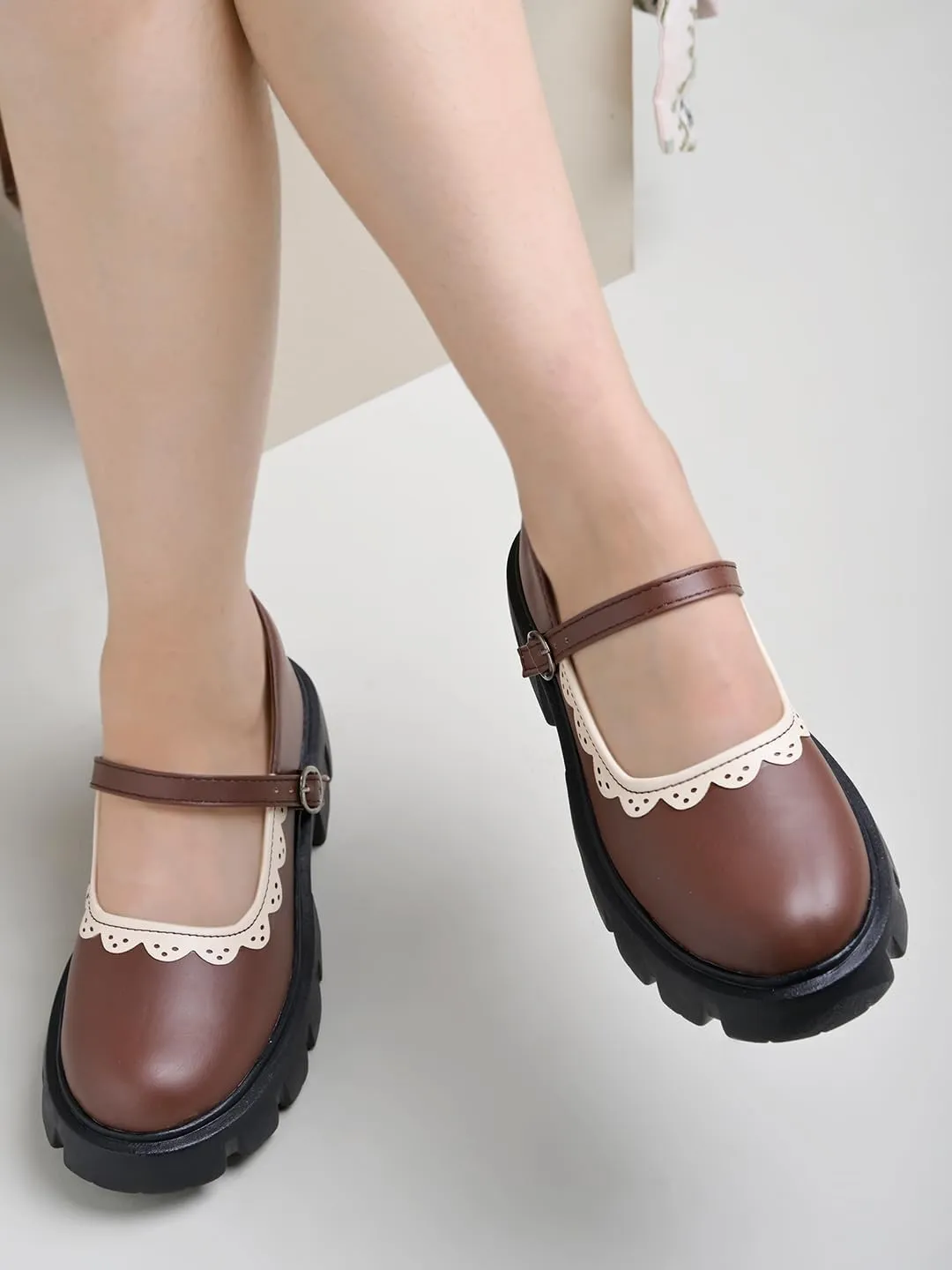 Women's Mary Janes Platform Dress Shoes – Low Heel Chunky Pumps with Round Toe, Ankle Strap, and Classic Oxford Design